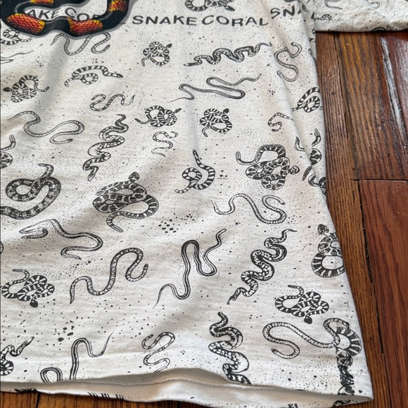 1993 Coral Snake AOP Vintage Single Stitch T-Shirt - Picture 6 of 13